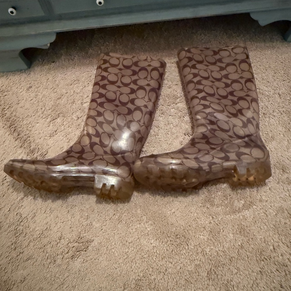 Authentic Coach logo 7 tall Brown Patterned Rain Boots $198 - Picture 8 of 8